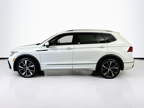 Used 2022 Volkswagen Tiguan SEL R-Line image 8