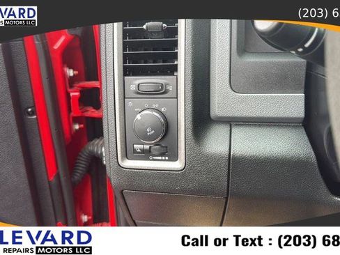 Used 2014 RAM 1500 Express AWD/4WD image 19