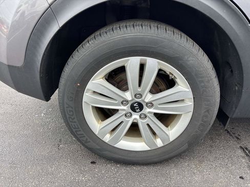 Used 2018 Kia Sportage LX image 25