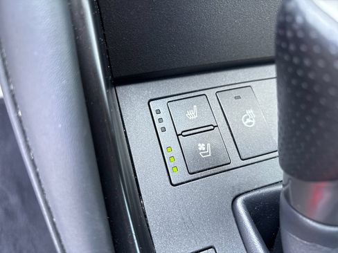 Used 2021 Lexus IS 350 F Sport w/ Navigation Package RWD image 27