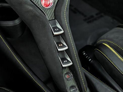 Used 2018 McLaren 720S Performance RWD image 39
