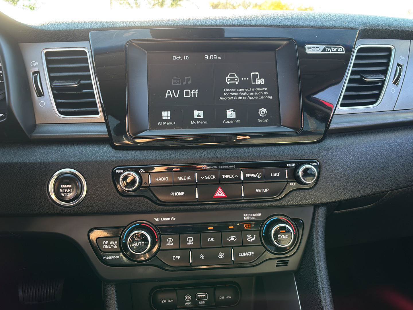 Used 2018 Kia Niro LX FWD image 27