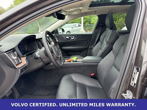 Certified 2025 Volvo V60 B5 Cross Country Plus AWD/4WD image 16