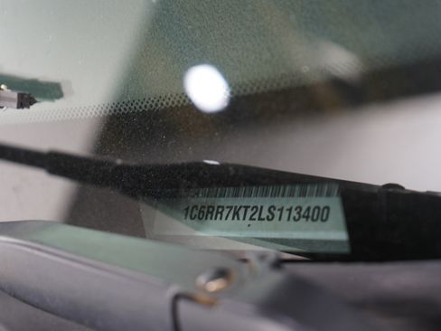 Used 2020 RAM 1500 Express w/ Wheel & Sound Group image 31