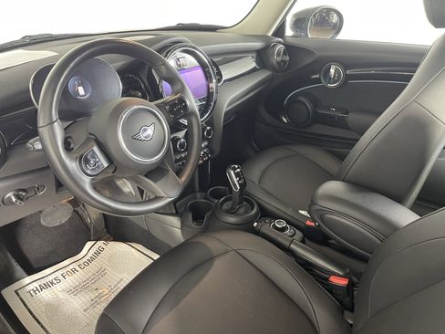 Used 2023 MINI Cooper 2-Door Hardtop image 11