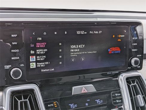 Used 2023 Kia Sorento SX image 21