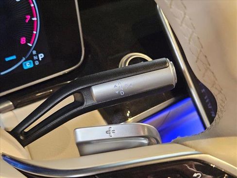 Used 2023 Mercedes-Benz S 500 S 500 image 12