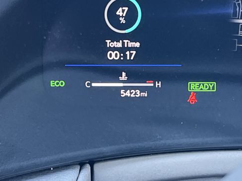 Used 2025 Lexus TX 500h AWD w/ Technology Package image 27
