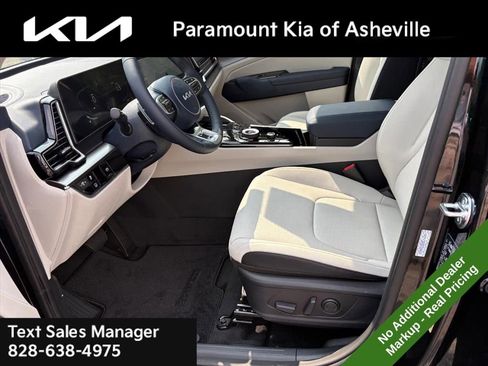 New 2025 Kia Sportage EX image 17