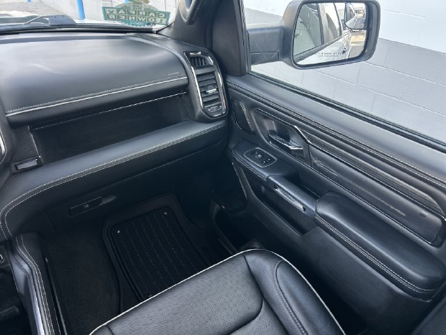 Used 2024 RAM 1500 Limited AWD/4WD image 16
