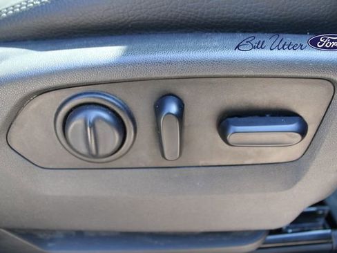 Used 2020 GMC Sierra 3500 Denali w/ Denali Ultimate Package image 12