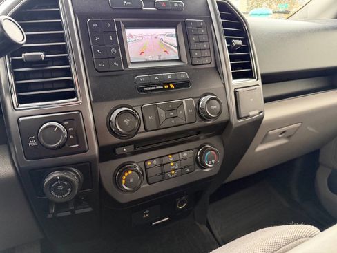 Used 2018 Ford F150 XLT w/ XTR Package image 11