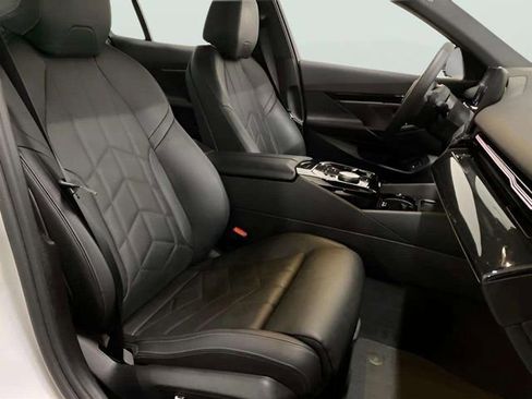 Used 2025 BMW 530i image 35