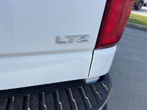 New 2026 Chevrolet Silverado 1500 LTZ w/ LTZ Premium Package image 10