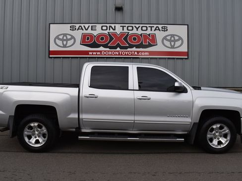 Used 2018 Chevrolet Silverado 1500 LT w/ All Star Edition image 8