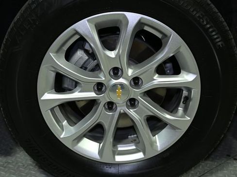 Used 2021 Chevrolet Equinox LS w/ LPO, Blackout Package image 19