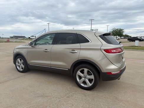 Used 2015 Lincoln MKC FWD image 10