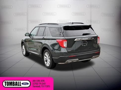 Used 2024 Ford Explorer XLT w/ Equipment Group 202A RWD image 5