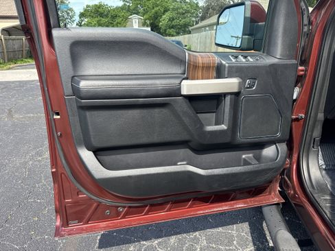 Used 2016 Ford F150 Lariat AWD/4WD image 5