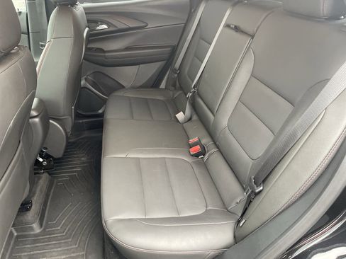 Used 2025 Chevrolet TrailBlazer RS image 23