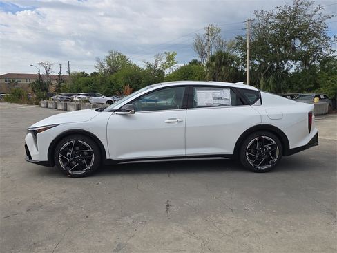 New 2026 Kia K4 GT-Line image 5