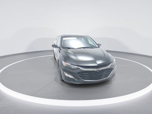 Used 2023 Chevrolet Malibu LT w/ Midnight Edition image 4