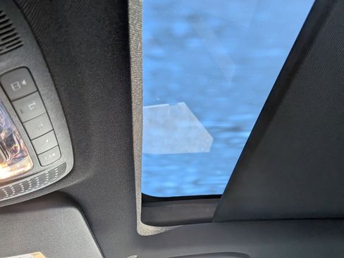 Certified 2025 Mercedes-Benz GLS 450 4MATIC image 27