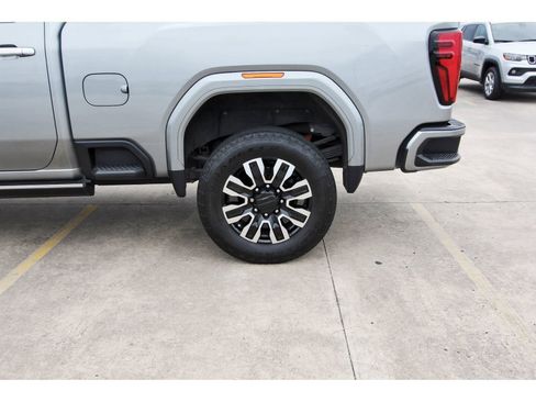 Used 2024 GMC Sierra 2500 Denali Ultimate w/ Max Trailering Package image 31