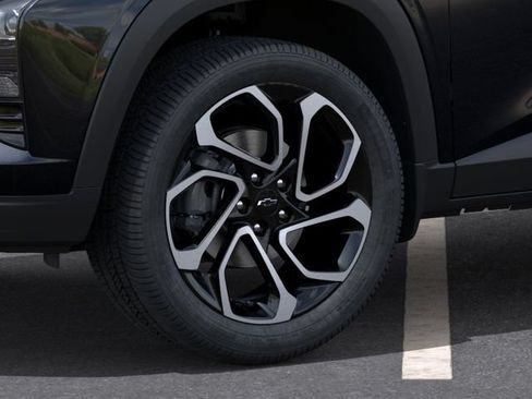 New 2026 Chevrolet Trax RS w/ Sunroof Package FWD image 9