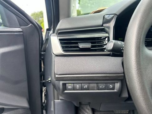 Used 2025 Toyota Camry LE w/ Convenience Package FWD image 28