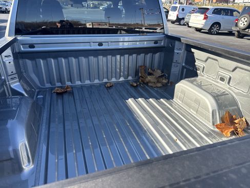 New 2026 GMC Sierra 1500 Elevation image 5