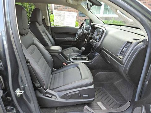 Used 2016 GMC Canyon SLE w/ All Terrain Package AWD/4WD image 35
