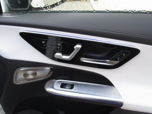 New 2026 Mercedes-Benz GLC 300 4MATIC image 21