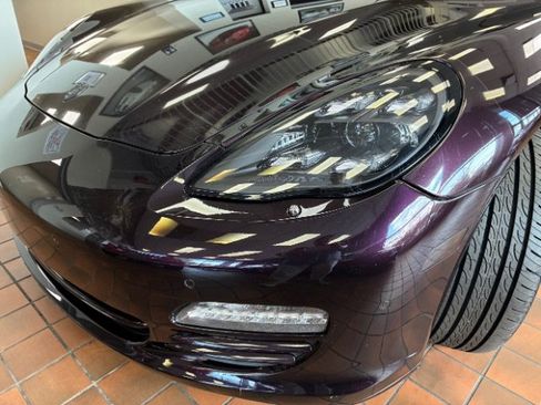 Used 2012 Porsche Panamera 4S image 8