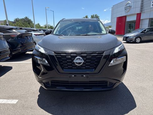 Certified 2023 Nissan Rogue SV w/ SV Premium B Package AWD/4WD image 2