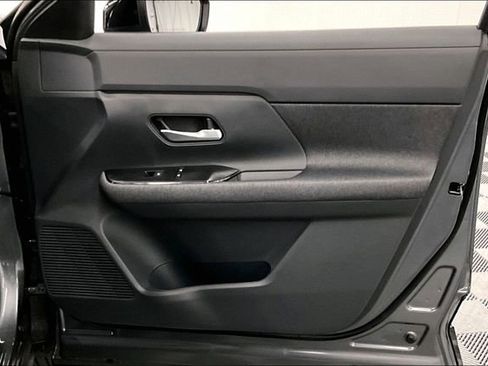 New 2026 Nissan Kicks SV image 31