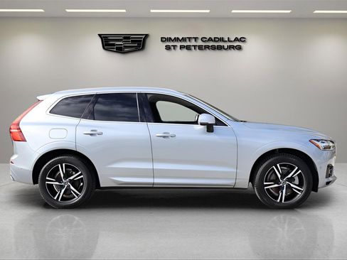 Used 2018 Volvo XC60 T8 R-Design w/ Vision Package image 6