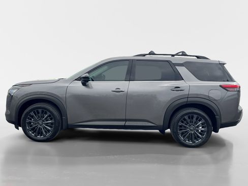 New 2026 Nissan Pathfinder SL AWD/4WD image 2