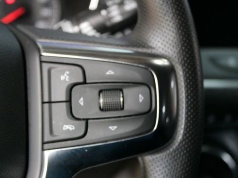 Used 2025 Chevrolet Blazer LT AWD/4WD image 17