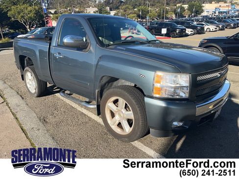 Used 2008 Chevrolet Silverado 1500 LT w/ 1LT Convenience Package image 1