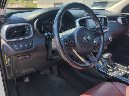 Used 2017 Kia Sorento SX AWD/4WD image 10