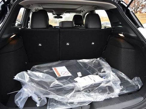 New 2026 Nissan Kicks SR w/ SR Premium Package image 30