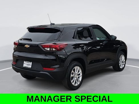 New 2026 Chevrolet TrailBlazer LS w/ LS Convenience Package FWD image 3
