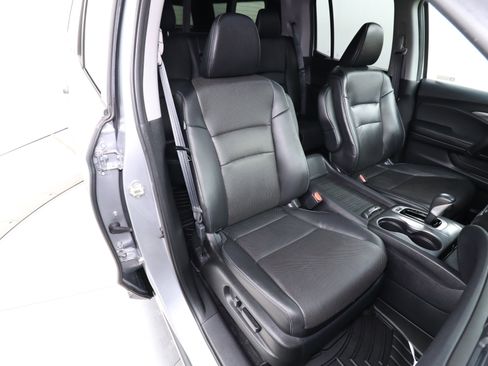 Used 2019 Honda Ridgeline RTL-T image 17