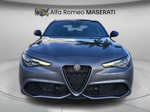 Used 2023 Alfa Romeo Giulia Veloce image 5