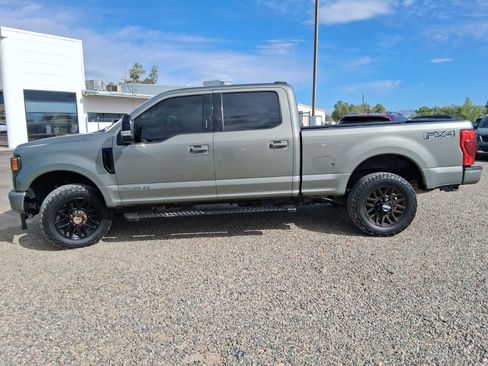 Used 2020 Ford F250 Lariat AWD/4WD image 2