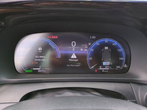 Used 2023 Toyota Crown Limited image 25