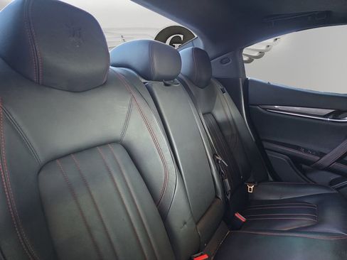 Used 2017 Maserati Ghibli image 19