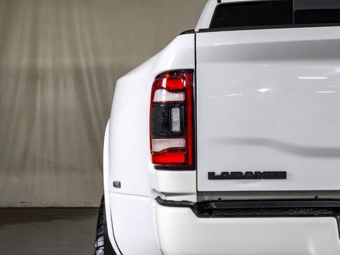 Used 2022 RAM 3500 Laramie w/ Night Edition image 41