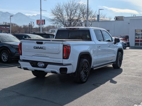 Used 2022 GMC Sierra 1500 Denali Ultimate image 3